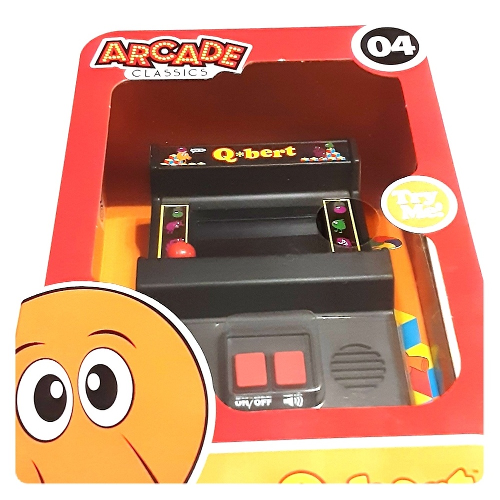 Mini arcade machine